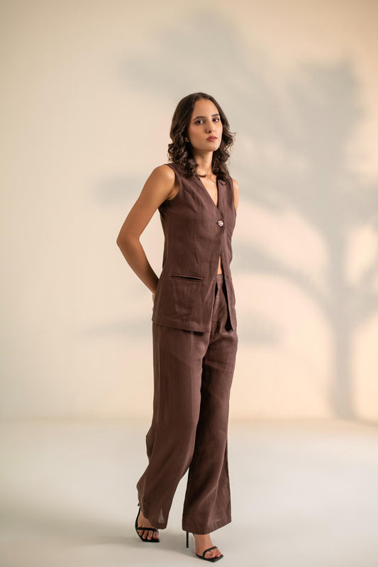 SLEEVELESS WAIST COAT WITH PANT