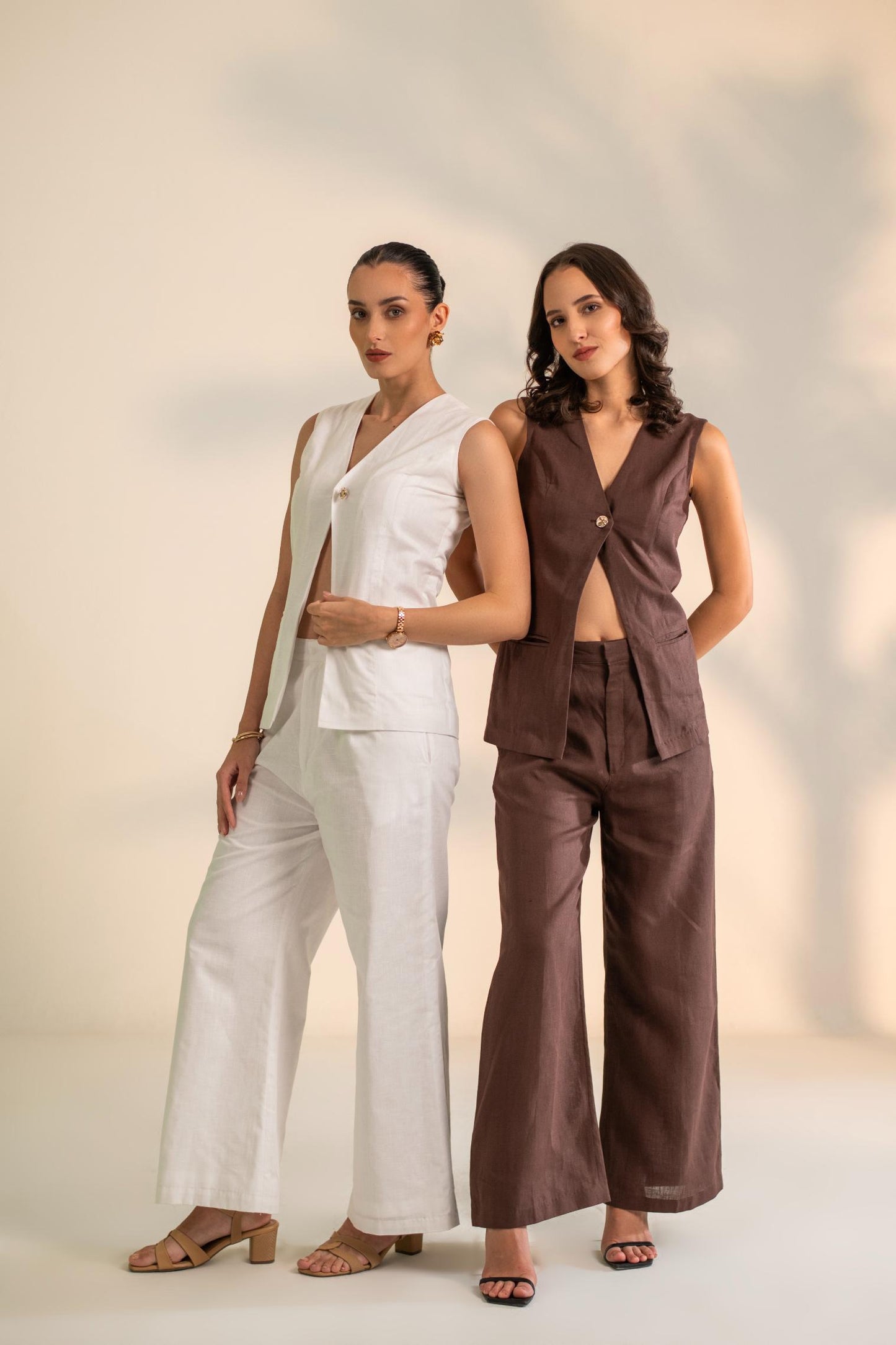 SLEEVELESS WAIST COAT WITH PANT