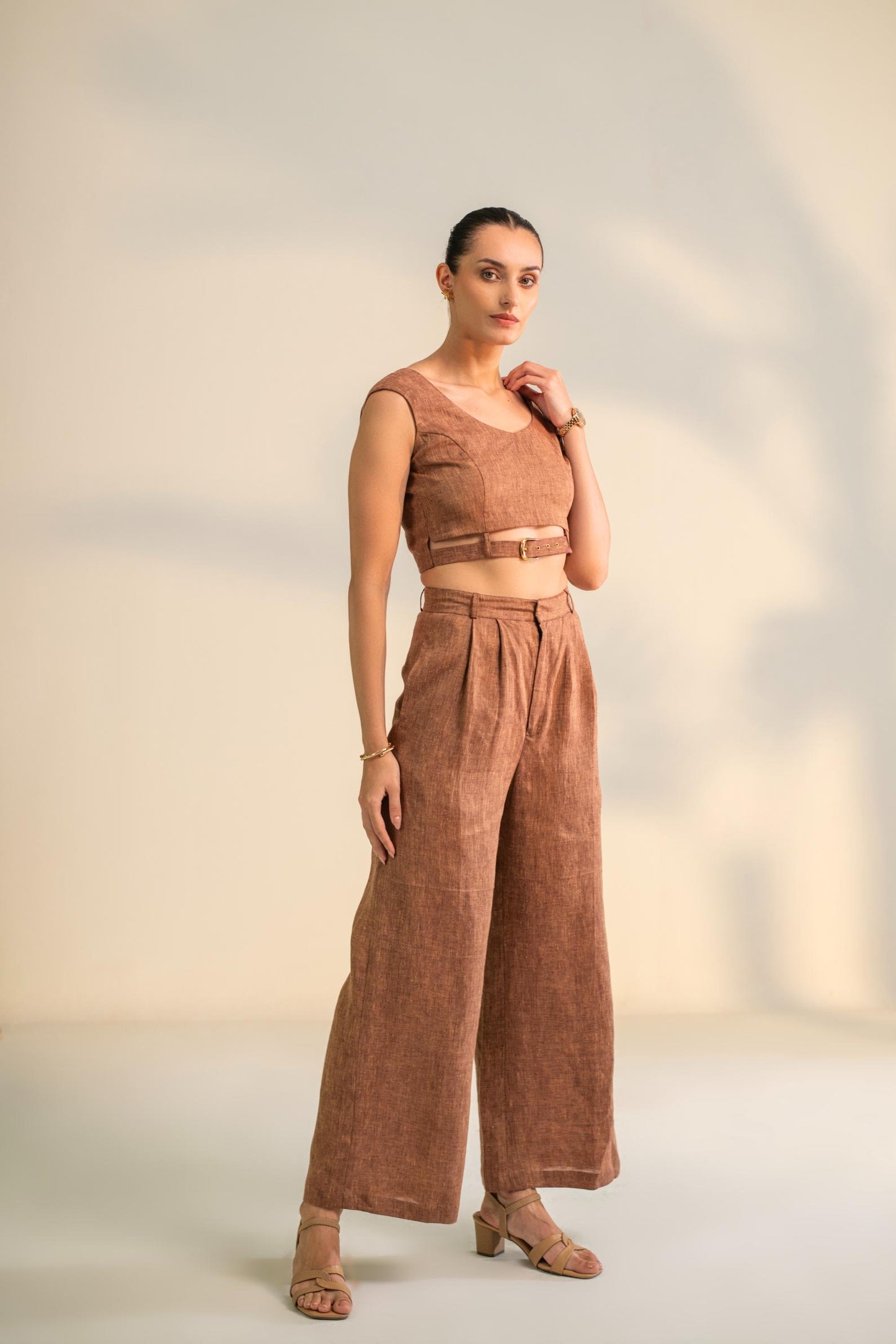 CROP WITH PANT