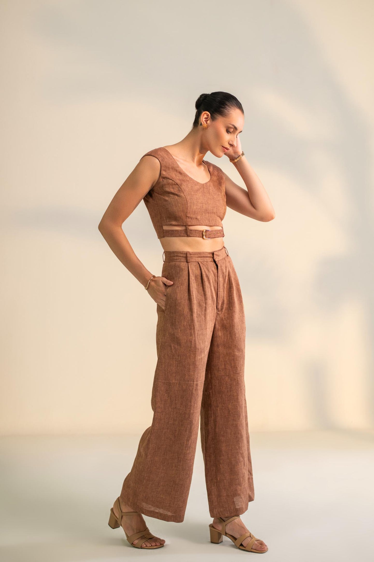 CROP WITH PANT