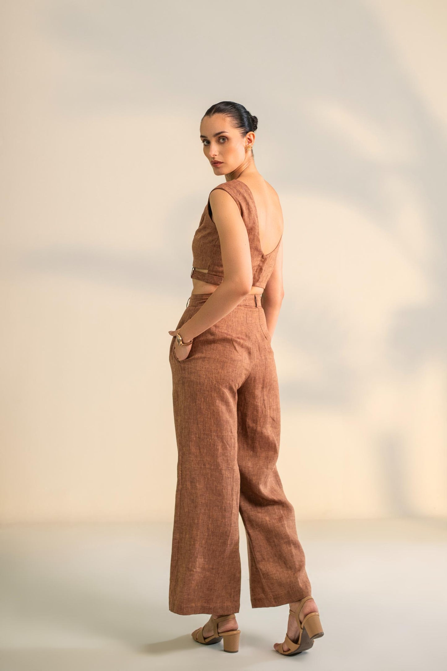 CROP WITH PANT