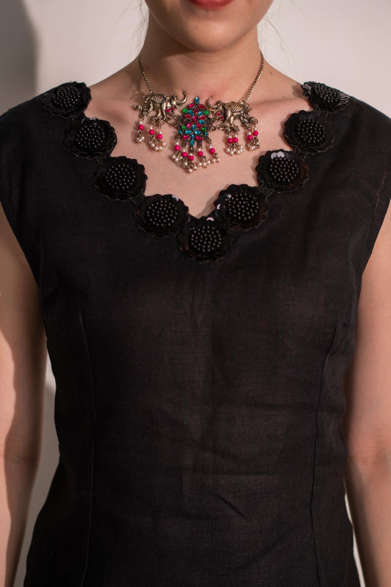 LINEN BLACK SUIT SET WITH LACE