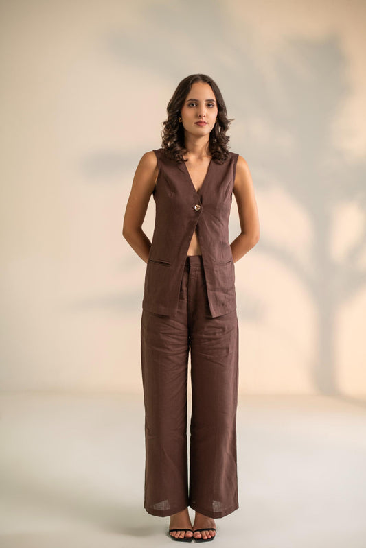 SLEEVELESS WAIST COAT WITH PANT