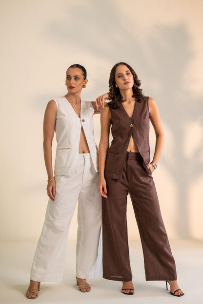 SLEEVELESS WAIST COAT WITH PANT